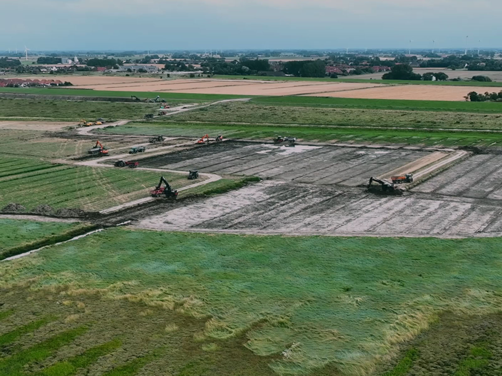 Küstenschutz - Deichverstärkung in Harlesiel